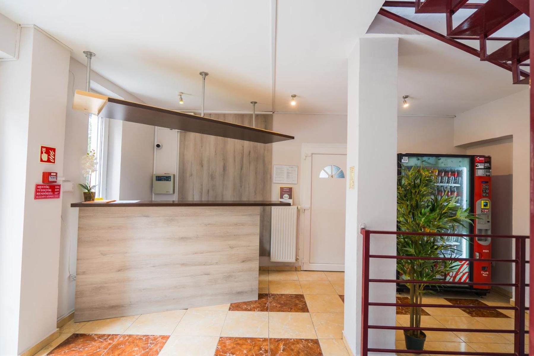 Riviera Apartmanhaz Σίοφοκ Εξωτερικό φωτογραφία