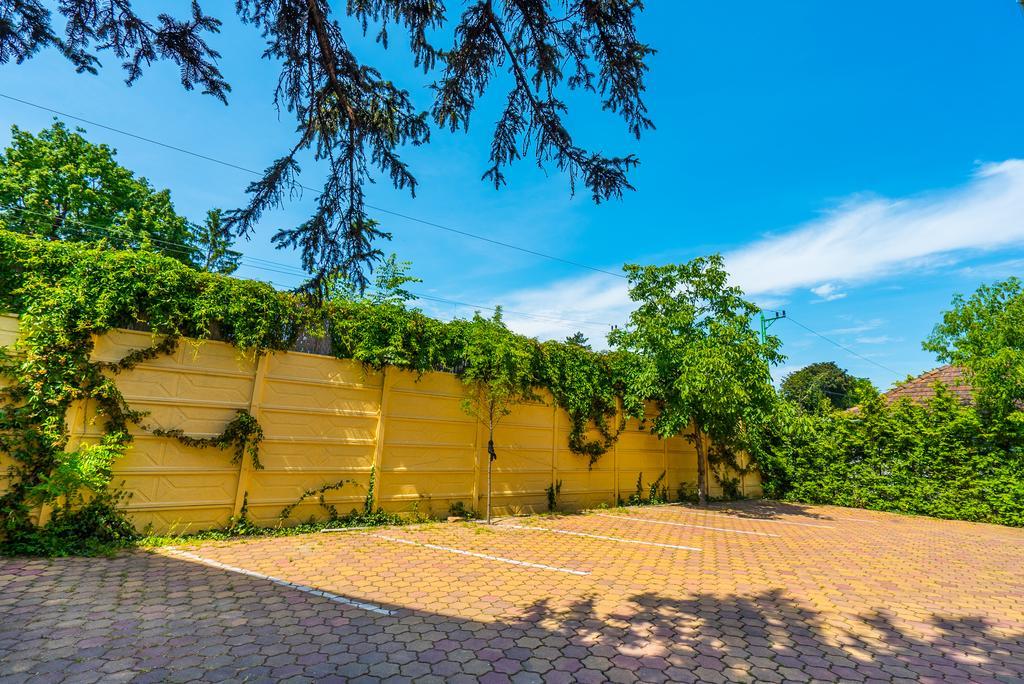 Riviera Apartmanhaz Σίοφοκ Εξωτερικό φωτογραφία
